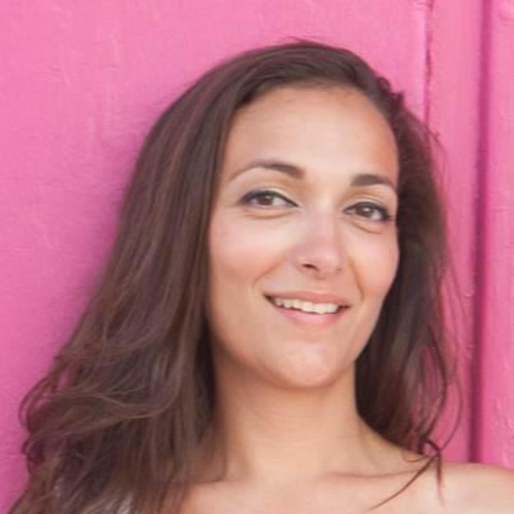 Meet your Posher, Aurelia